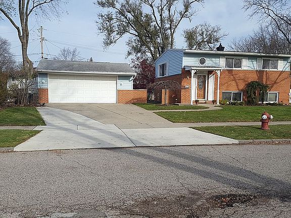 2nd image of 12347 Averill Dr