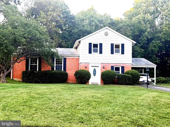 6544 Sulky Ln, Annandale, VA 22003