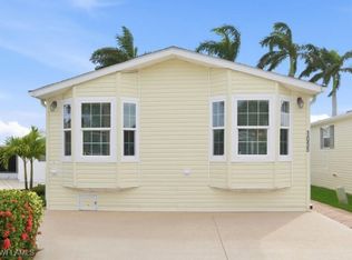 1055 Diamond Lake Cir, Naples, FL 34114
