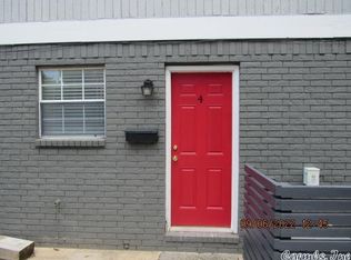 1230 Clifton St APT 4, Conway, AR 72034
