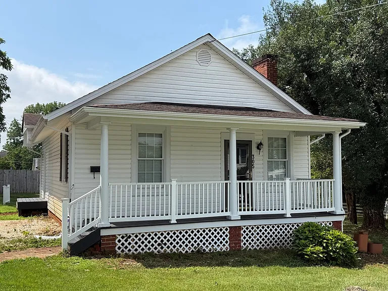 305 Sussex St — Photo 2