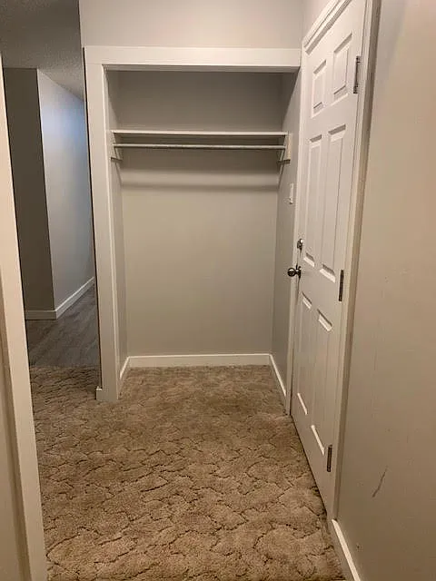 2 bed, $1,400 — Photo 2