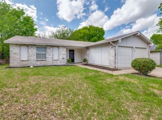 1519 Oakbrook St, Lancaster, TX 75134