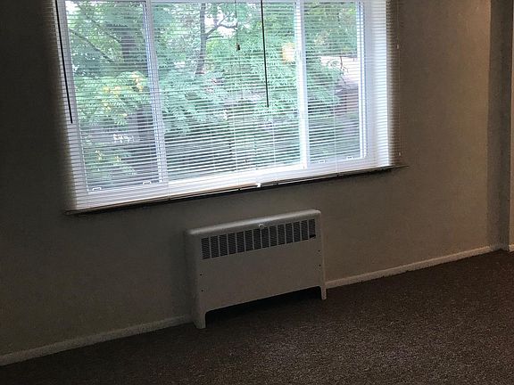 3rd image of 4176 Paxton Woods Ln APT 7