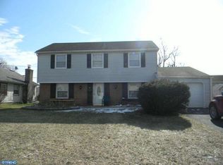 44 Melville Ln, Willingboro, NJ 08046