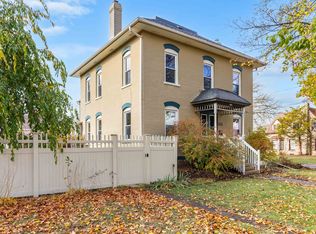 1121 N Appleton St, Appleton, WI 54911