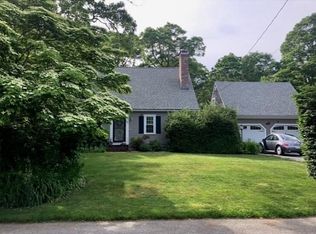 89 Sheaffer Rd, Barnstable, MA 02630
