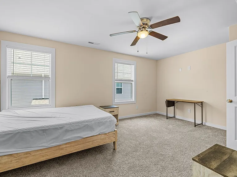 306 Starfish Ln — Photo 35