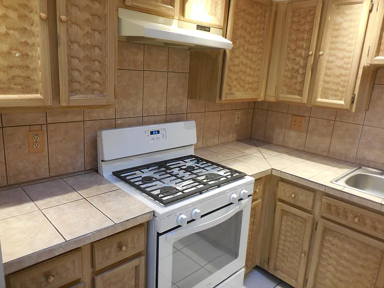 3110 Isla Marino St — Photo 5