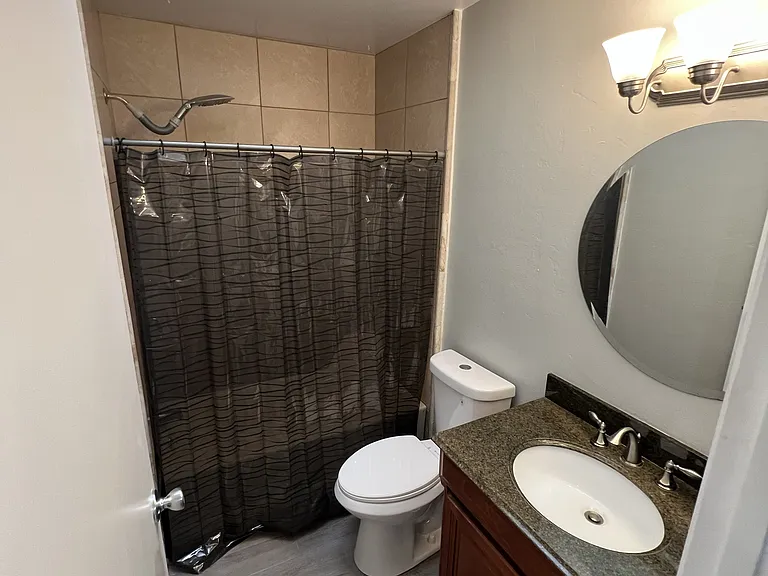 4713 Treanna Ave — Photo 11