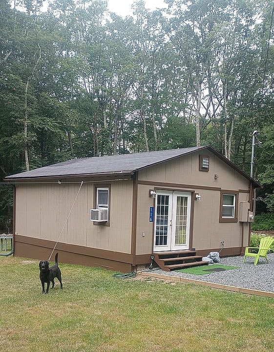 1st image of 116 Pine Dr
