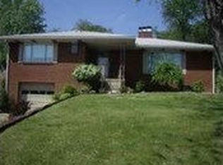 165 Keagler Dr, Wintersville, OH 43953