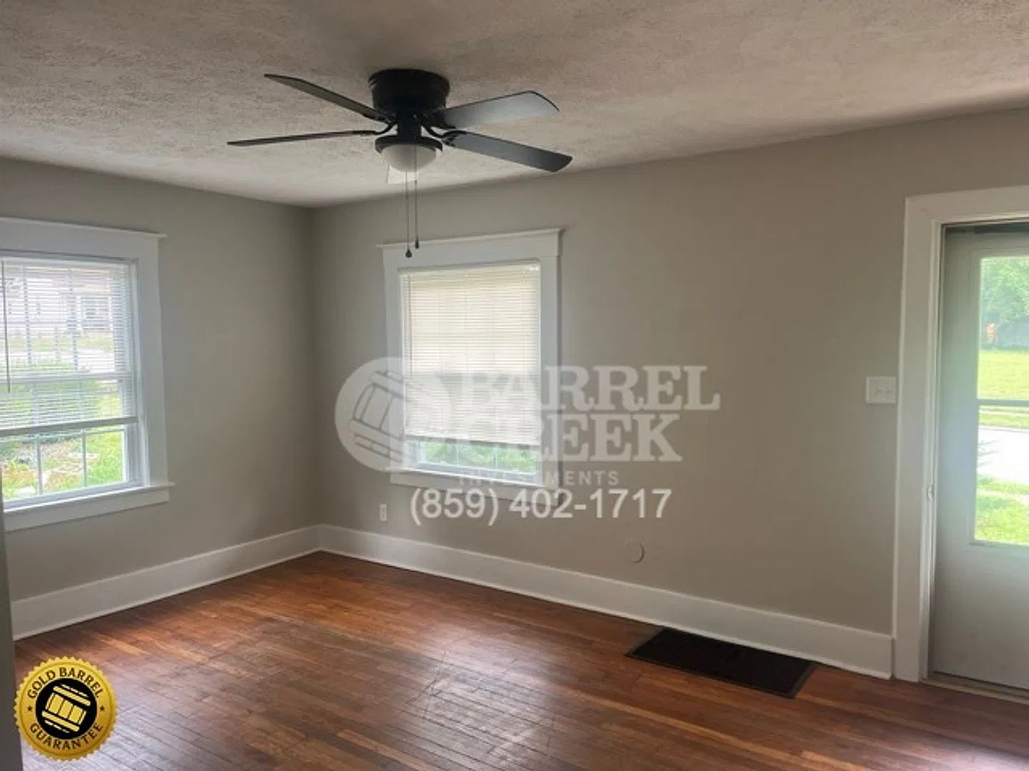 2-bed 1-Bath House + Bonus room + Unfinished Basement — Photo 3