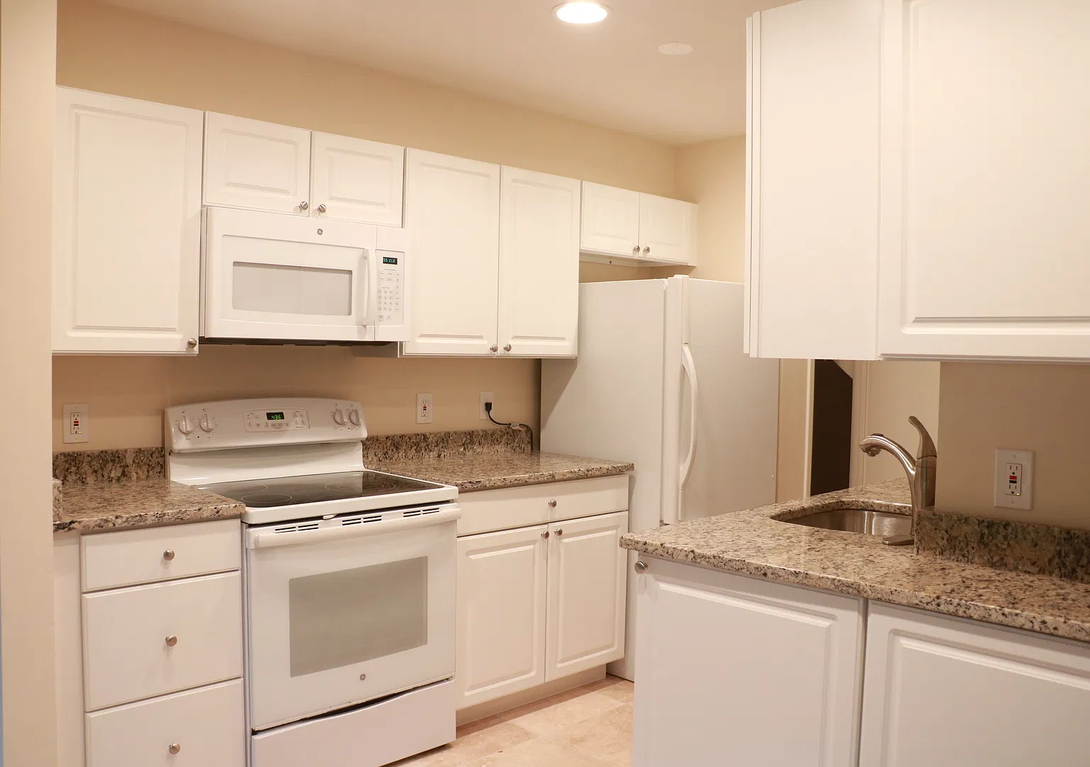 Coming Soon - Unique & Updated 4bd/2.5ba Contemporary Home In Bethesda — Photo 2
