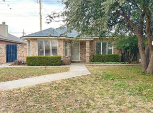 8302 Elgin Ave, Lubbock, TX 79423