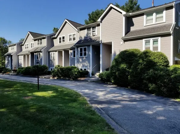 22 Summerville Rd, Foxboro, MA 02035