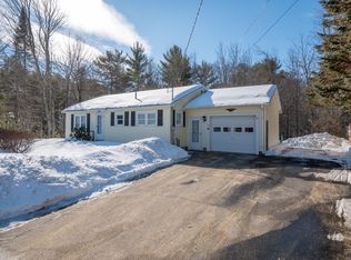 11 Emery Ave, South Paris, ME 04281