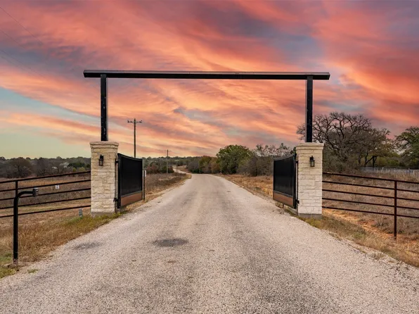 29 New Hope Ln, Palo Pinto, TX 76484