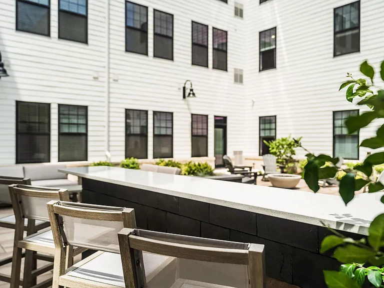 Taylor Flats — Photo 33