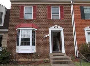 3204 Silverstone Ct, Oakton, VA 22124