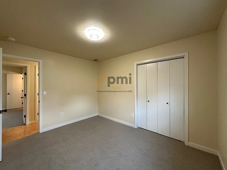 2836 W 63rd Ln — Photo 10