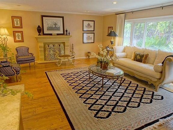 2nd image of 11026 Wrightwood Pl