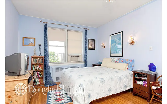 Sold by Douglas Elliman | media 12