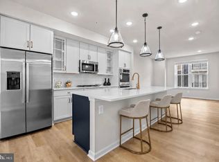 402 Matlock Ln, Frederick, MD 21701