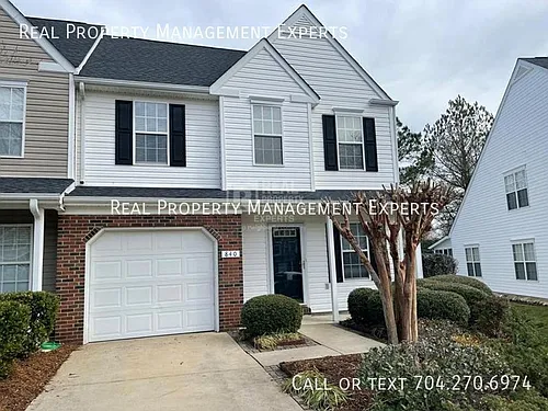 840 Pelican Bay Dr Photo 1