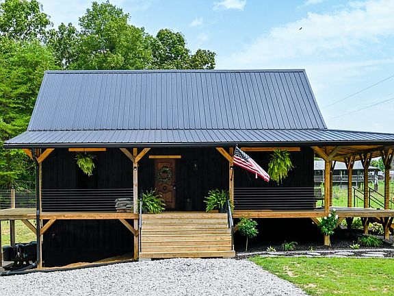 3rd image of 283 Markum Ln