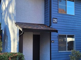 220 Newport Way Nw #E-44, Issaquah, WA 98027