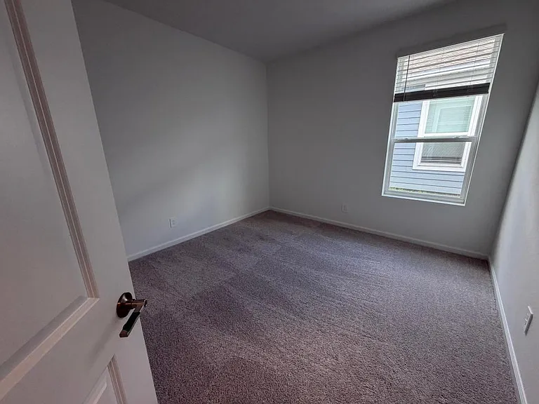 4371 Vibernum Ave — Photo 8