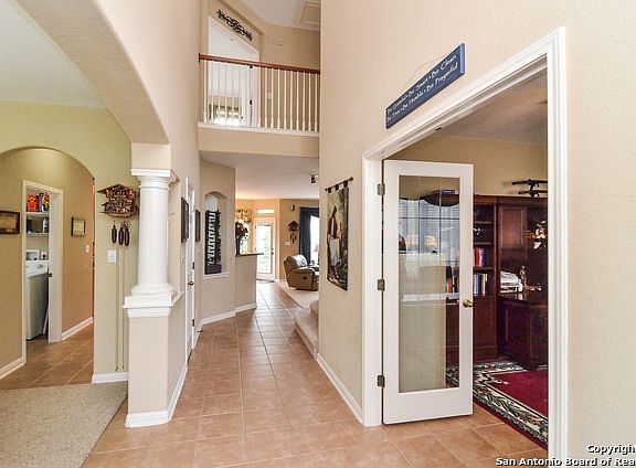 3rd image of 3326 Navasota Cir