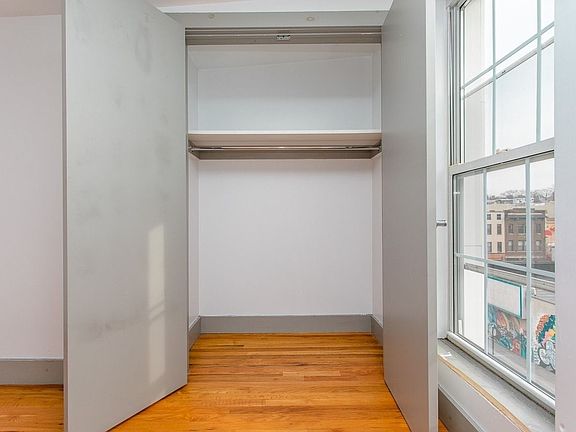 5th image of 247 Troutman St #9P