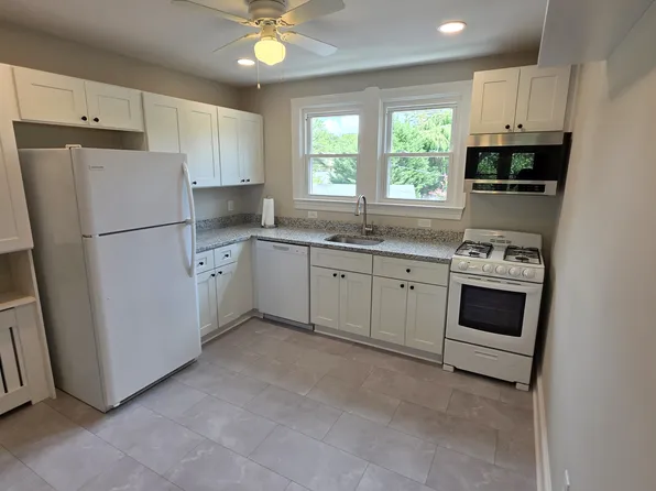 205 S Hammonds Ferry Rd, Linthicum Heights, MD