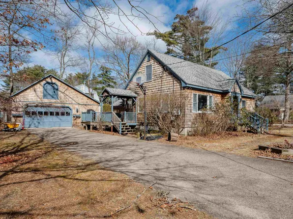 8 Auburn Street, Dover, NH 03820