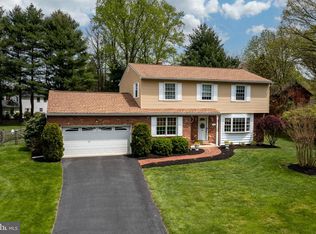 882 Marker Dr, West Chester, PA 19382