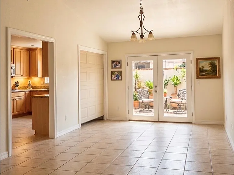 12413 Wellington Park Dr — Photo 4