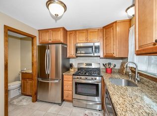 1431 Pawtucket Blvd Unit 14, Lowell, MA 01854