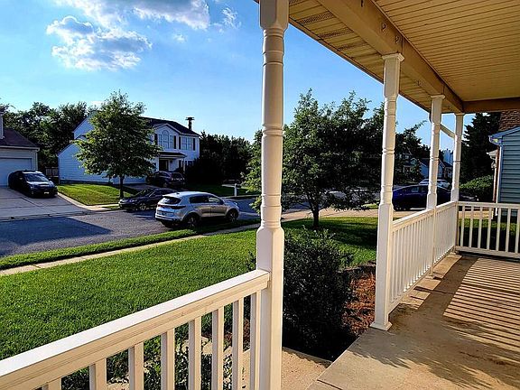 2nd image of 4841 Greencove Cir