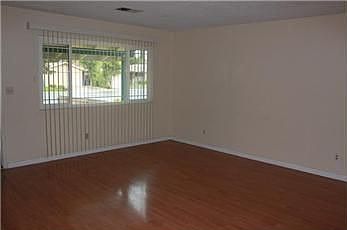 2nd image of 160 W Woodland Ave