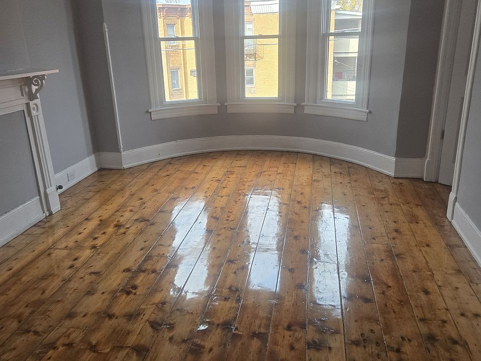 1st image of 103 Overlook Pl Floor 3