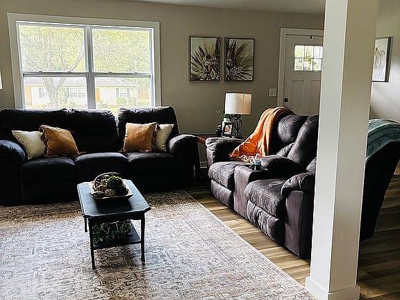 5th image of 22 Robin Hood Rd NE