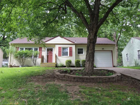 5314 Linden St, Roeland Park, KS 66205