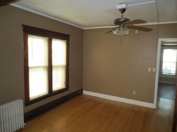 3rd image of 3429 Harriet Ave APT 2