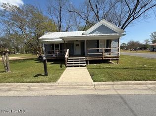 321 S William Hooker Drive, Hookerton, NC 28538
