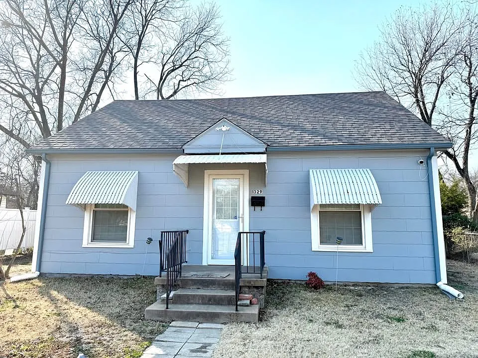 1329 Hargrove Street - 1 — Photo 1