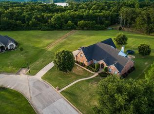 236 Chester Dr, Canton, TX 75103
