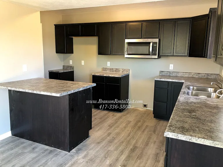 158 Sunrise Cv — Photo 3
