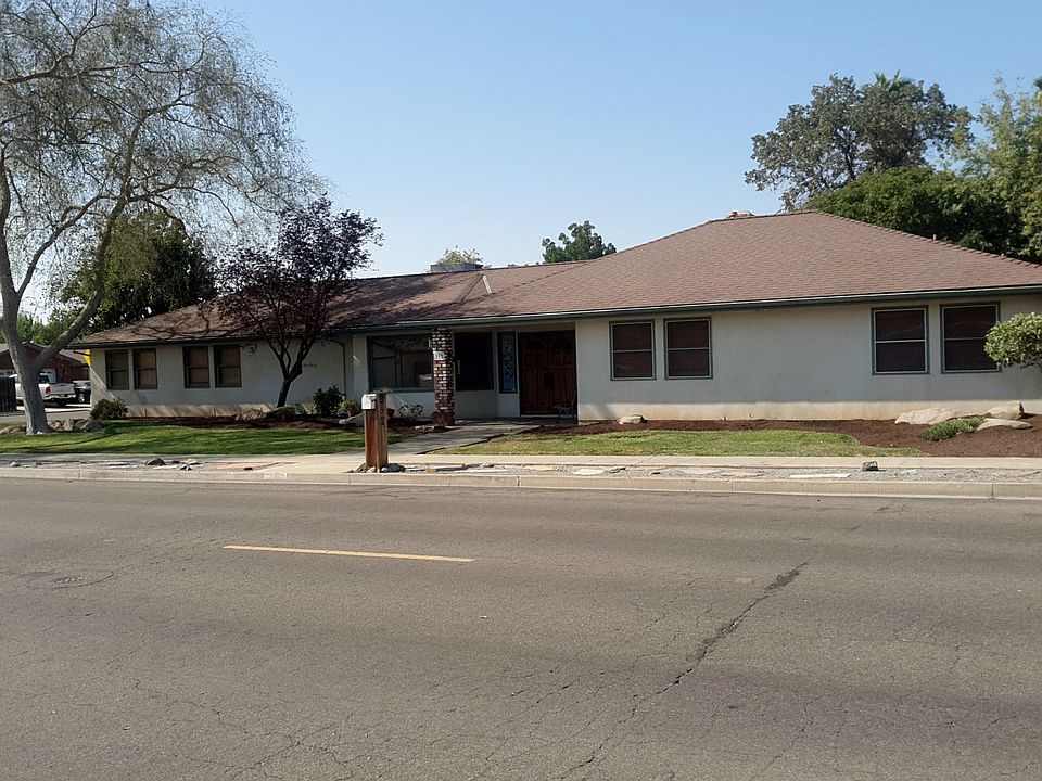 1st image of 392 W Magnolia Ave